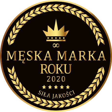 Natural Pharmaceuticals ProMan® Plus Arany és fekete színű embléma „Az év férfi márkája 2020 - A minőség ereje” felirattal, babérkoszorúval, koronával és öt csillaggal díszítve.